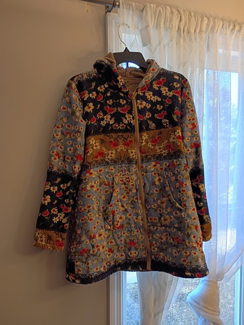 Floral Hooded Quilted Bomber Jacket in Blue and Brown